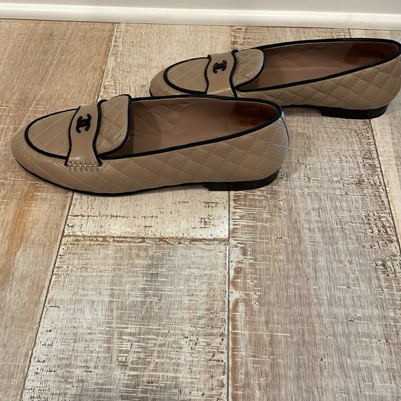 Chanel Women’s Mocassin Loafers - Picture 6 of 11